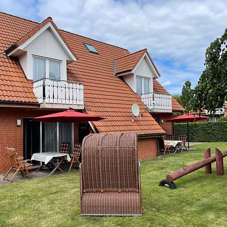 Ferienwohnungen Wiek, Haus Luv & Lee Wiek auf Rügen エクステリア 写真