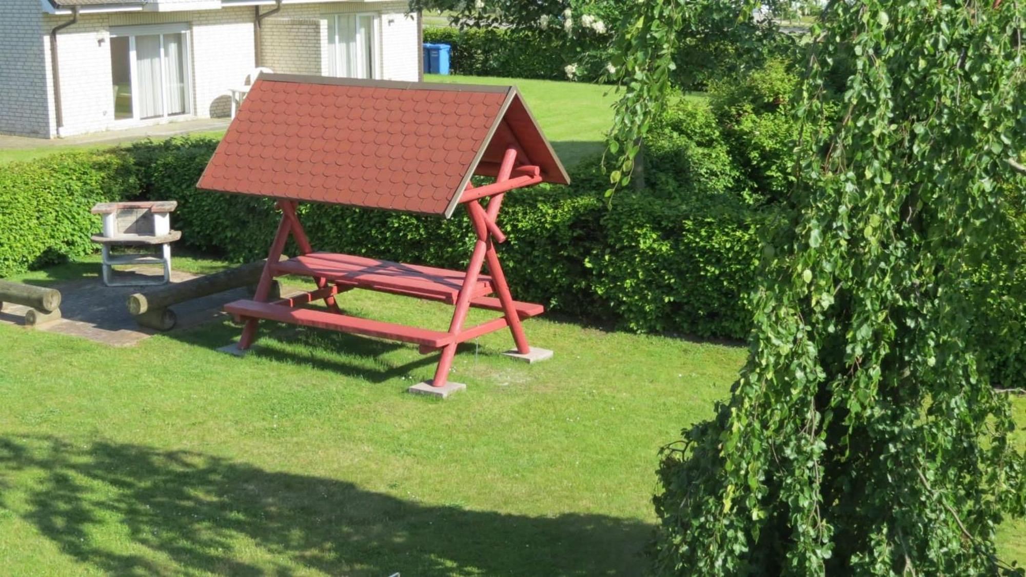 Ferienwohnungen Wiek, Haus Luv & Lee Wiek auf Rügen エクステリア 写真
