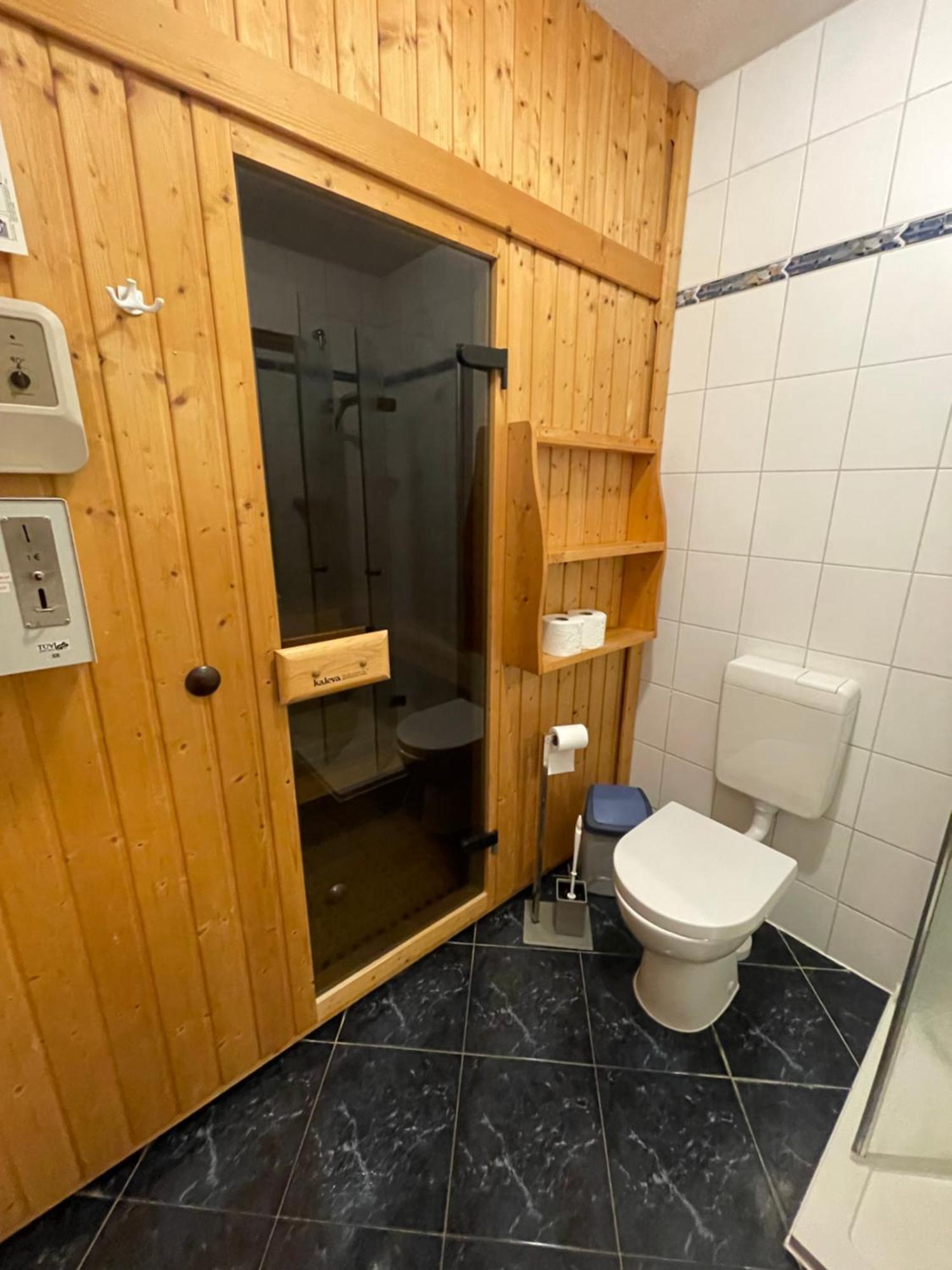 Ferienwohnungen Wiek, Haus Luv & Lee Wiek auf Rügen エクステリア 写真