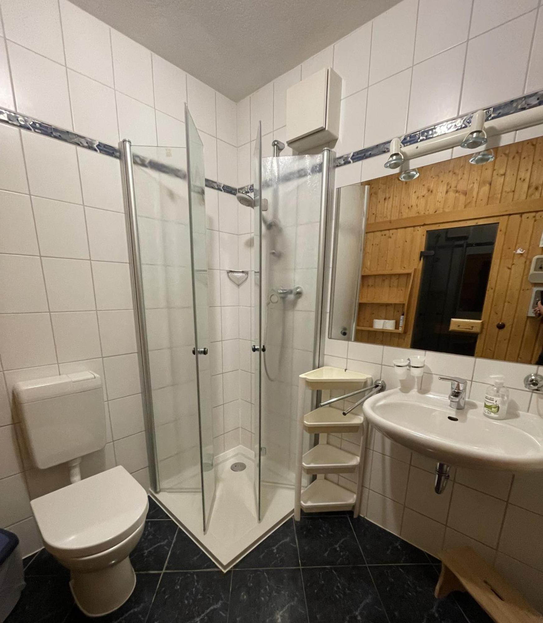Ferienwohnungen Wiek, Haus Luv & Lee Wiek auf Rügen エクステリア 写真