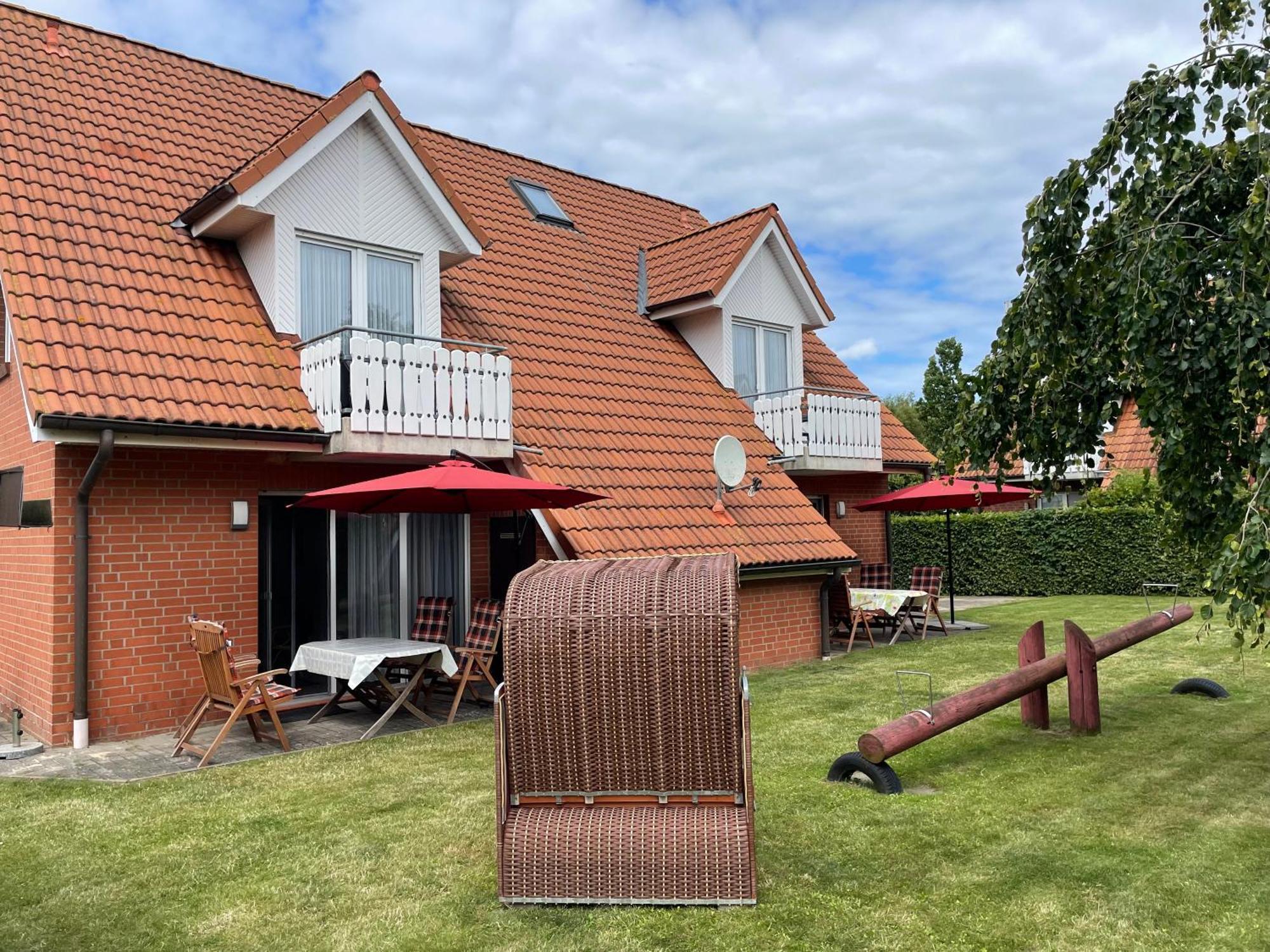 Ferienwohnungen Wiek, Haus Luv & Lee Wiek auf Rügen エクステリア 写真