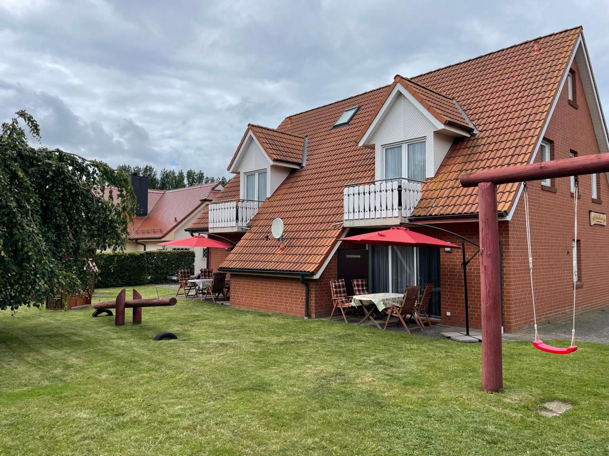 Ferienwohnungen Wiek, Haus Luv & Lee Wiek auf Rügen エクステリア 写真